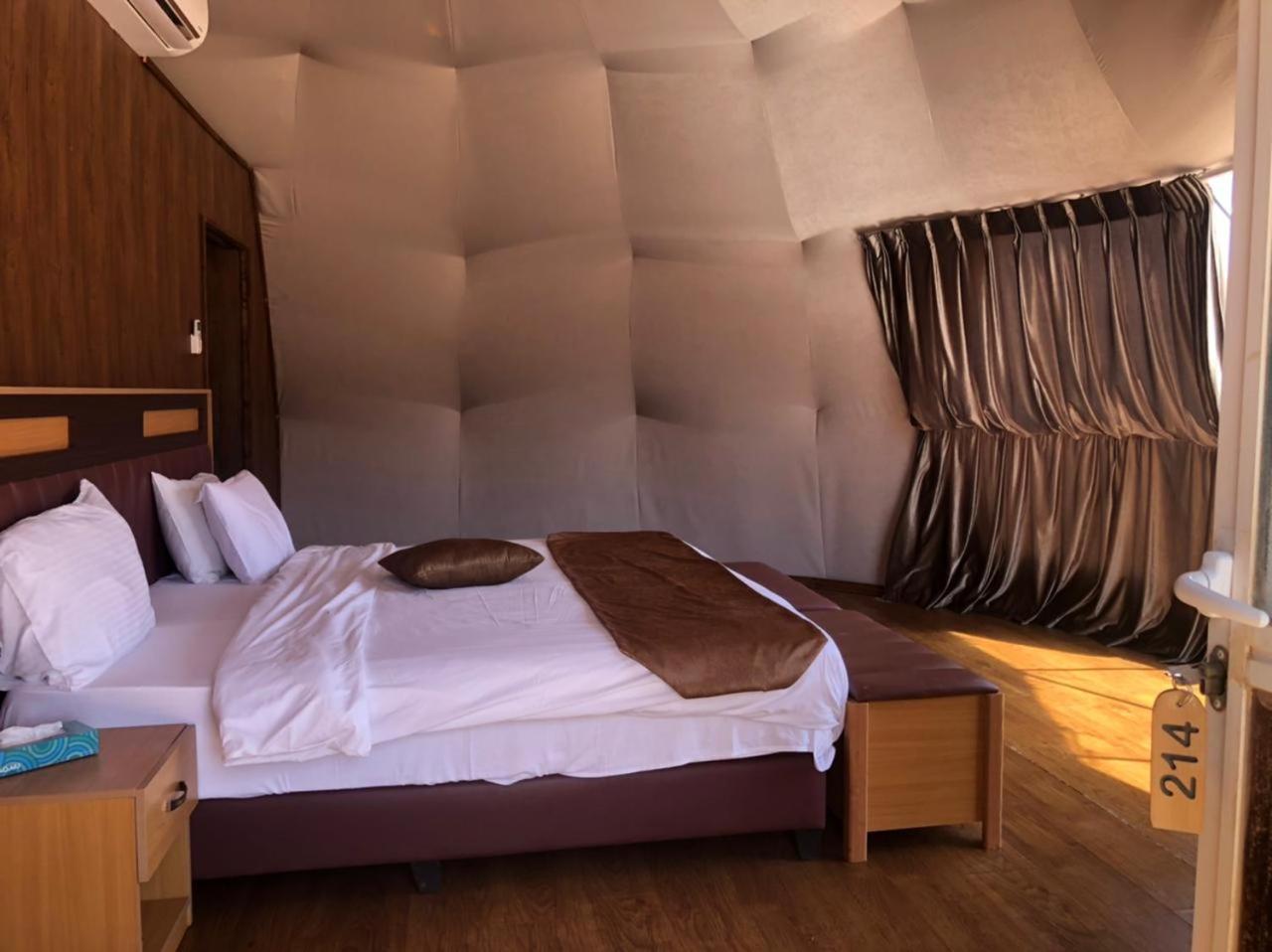 Villa Al Sultana Luxury Camp Wadi Rum Exterior foto